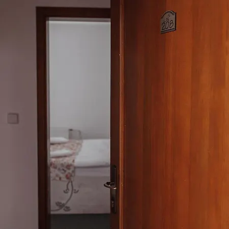 Salamander Vendégház 2*